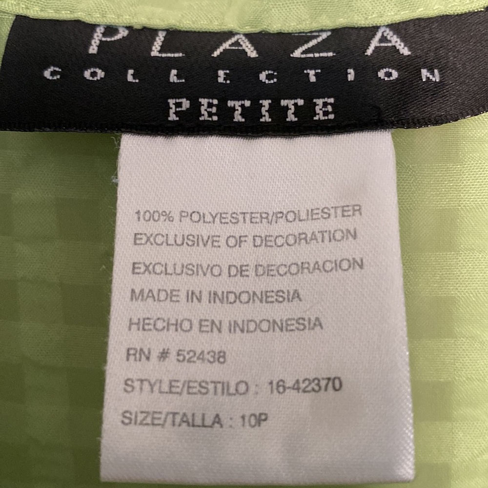 Sophisticated 2 pc Green Pineapple Dress and Blouse Size 10P - Picture 3 of 7